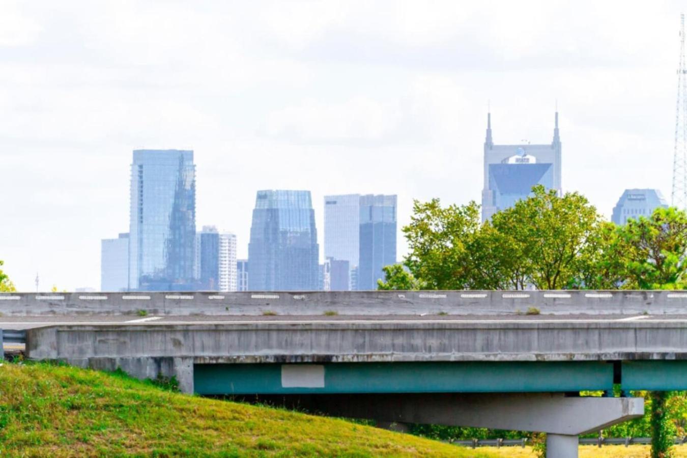 Skyline Serenity Rooftop Patio With Ping Pong Villa Nashville Exterior photo